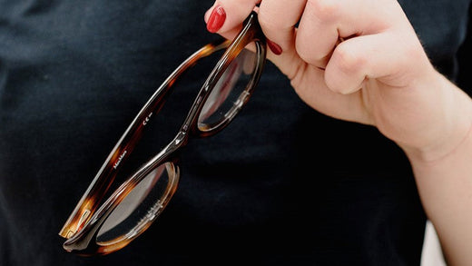 9 Tips for Choosing the Perfect Eyeglass Frames